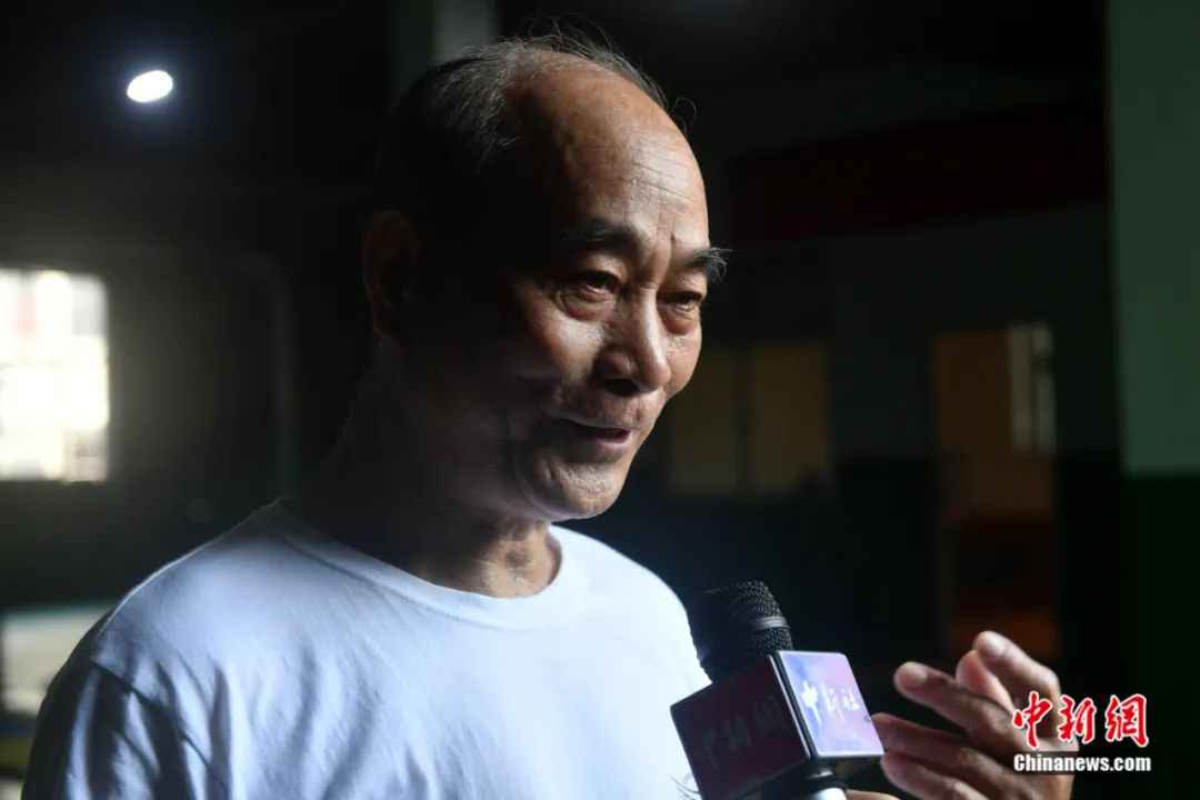 海外粉丝“云上”学鹤拳:疫情也拦不住老外学武术!